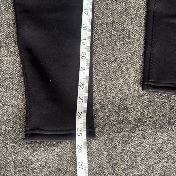 Amazing quality fleece lined stretchy structured black pants - Picture 6 of 9